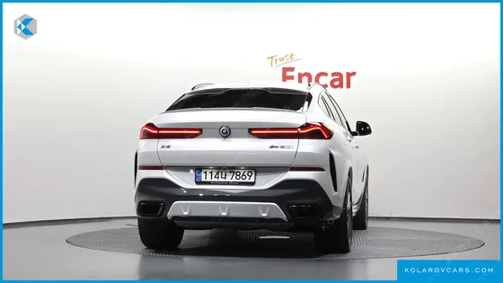 BMW X6 M50I