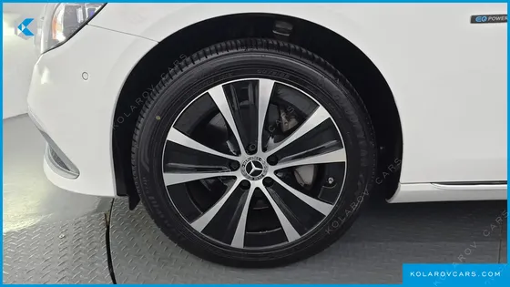 MERCEDES E-CLASS E300E 4MATIC EXCLUSIVE
