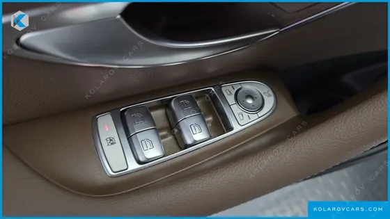 MERCEDES E-CLASS E300E 4MATIC EXCLUSIVE