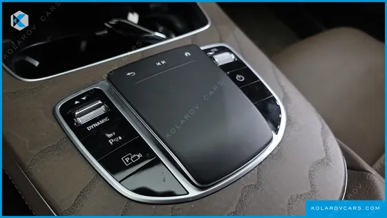 MERCEDES E-CLASS E300E 4MATIC EXCLUSIVE