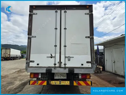 HYUNDAI MEGA TRUCK GOLD