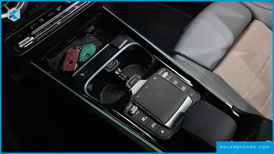 MERCEDES EQB EQB300 4MATIC ELECTRIC ART