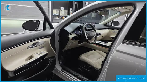 GENESIS GV70 2.5T GASOLINE 2WD