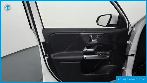 MERCEDES GLB-CLASS GLB220
