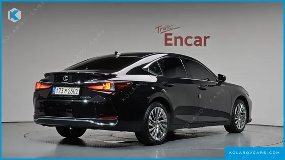 LEXUS ES EXECUTIVE