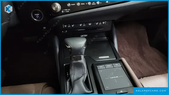 LEXUS ES EXECUTIVE