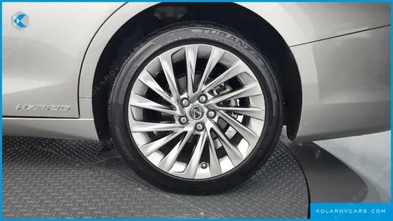 LEXUS ES EXECUTIVE