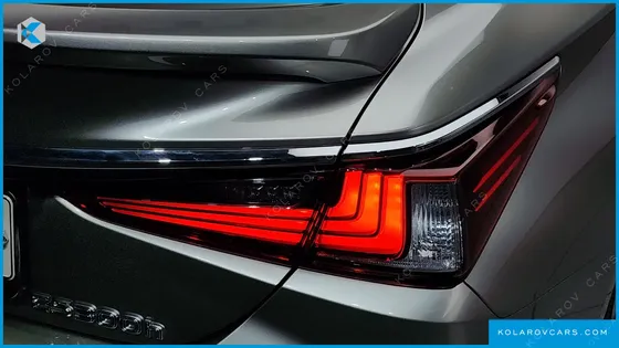 LEXUS ES EXECUTIVE