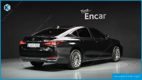 LEXUS ES EXECUTIVE