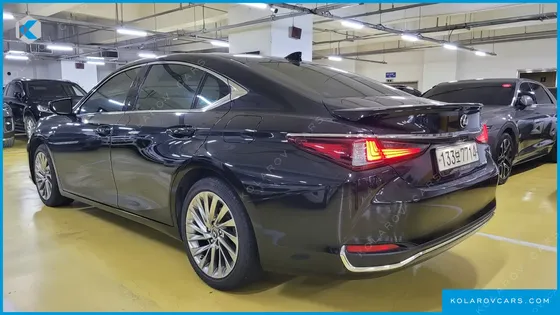 LEXUS ES EXECUTIVE