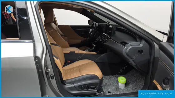 LEXUS ES LUXURY PLUS