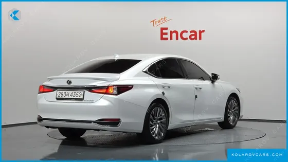 LEXUS ES LUXURY PLUS