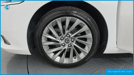 LEXUS ES LUXURY PLUS