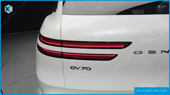 GENESIS GV70 2.5T GASOLINE AWD