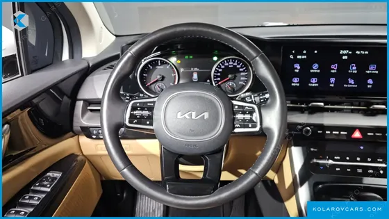 KIA CARNIVAL 9-SEATER PRESTIGE