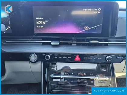 KIA CARNIVAL GASOLINE 7-SEATER SIGNATURE