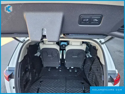 KIA CARNIVAL GASOLINE 7-SEATER SIGNATURE