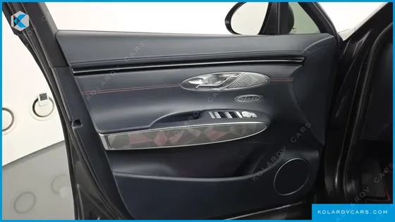 GENESIS GV70 2.5T GASOLINE 2WD