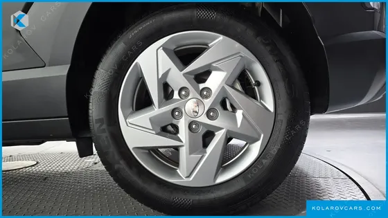 HYUNDAI KONA GASOLINE 2.0 2WD