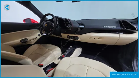 FERRARI 488 3.9