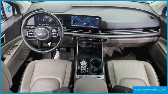KIA CARNIVAL 9-SEATER NOBLESSE