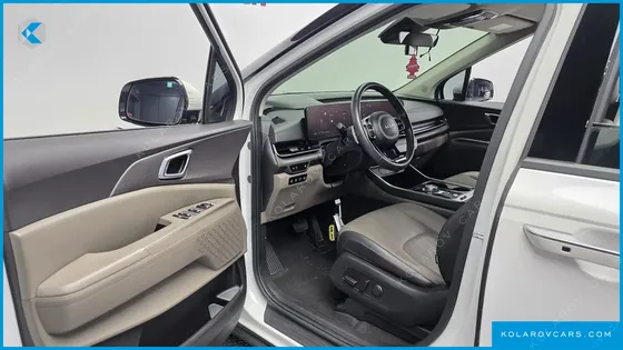 KIA CARNIVAL 9-SEATER NOBLESSE