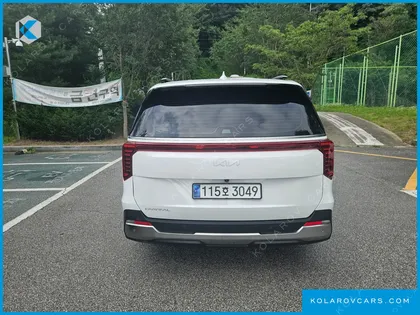KIA CARNIVAL GASOLINE 9-SEATER NOBLESSE