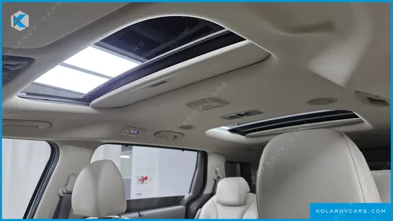 KIA CARNIVAL 9-SEATER SIGNATURE