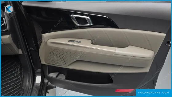 KIA CARNIVAL GASOLINE 9-SEATER GRAVITY