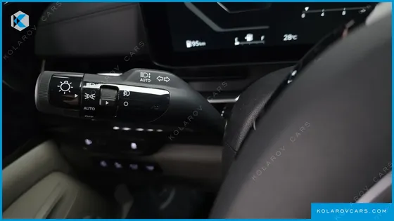 KIA CARNIVAL GASOLINE 9-SEATER GRAVITY