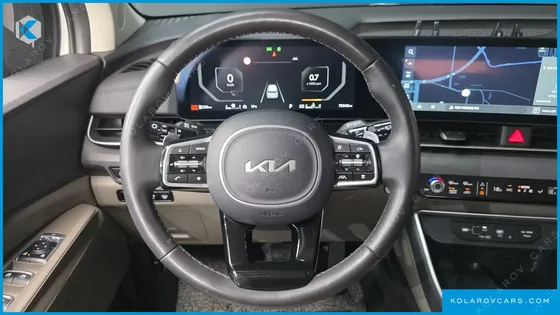 KIA CARNIVAL 9-SEATER PRESTIGE