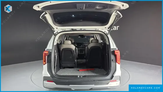 KIA CARNIVAL 9-SEATER PRESTIGE
