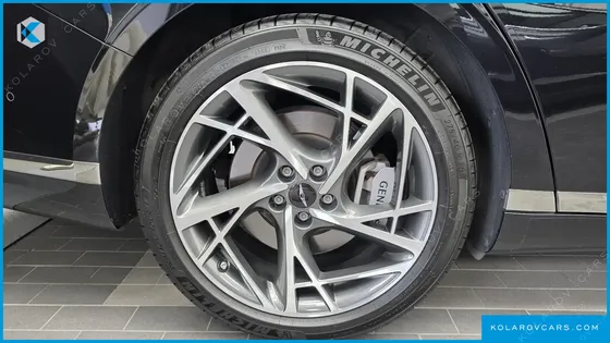 GENESIS G90 GASOLINE 3.5 TURBO AWD