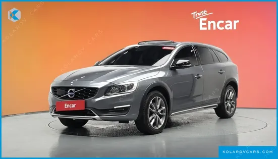 VOLVO V60 D4