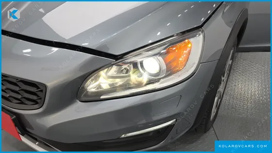 VOLVO V60 D4