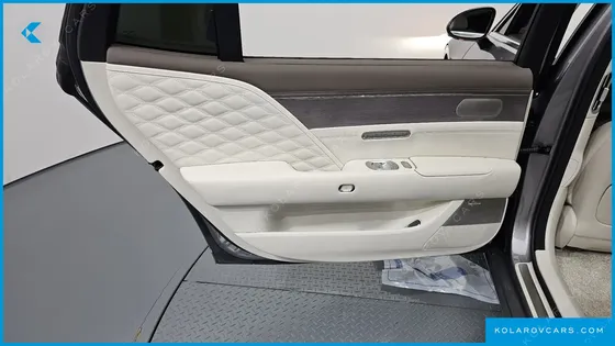 GENESIS G90 GASOLINE 3.5 TURBO E-S/C AWD LWB