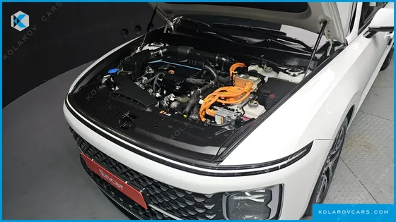 HYUNDAI GRANDEUR PREMIUM