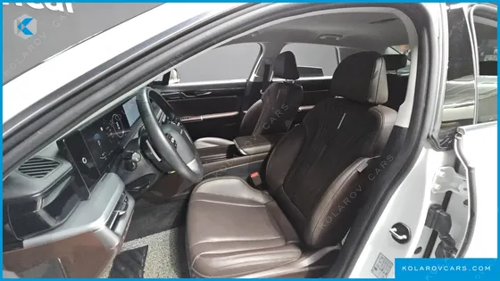 HYUNDAI GRANDEUR PREMIUM
