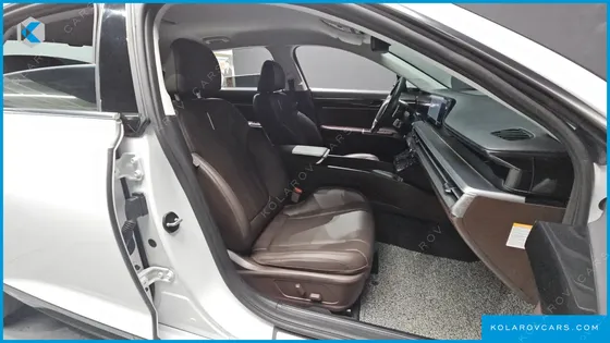 HYUNDAI GRANDEUR PREMIUM