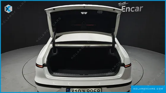 HYUNDAI GRANDEUR PREMIUM