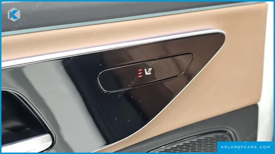 MERCEDES E-CLASS E200 AVANTGARDE