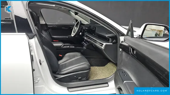HYUNDAI GRANDEUR 2,5 GASOLINE 2WD