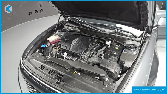 HYUNDAI GRANDEUR 2,5 GASOLINE 2WD