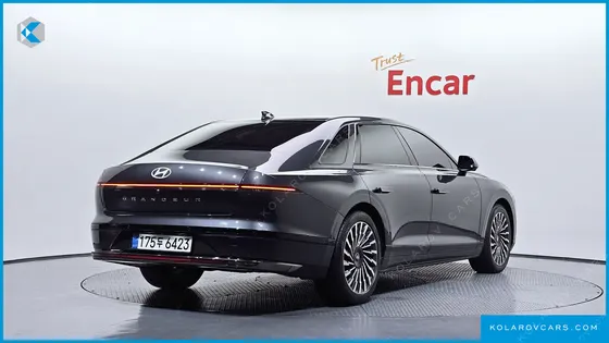 HYUNDAI GRANDEUR CALLIGRAPHY