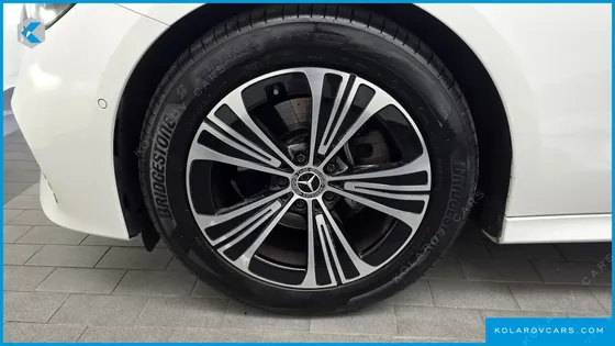 MERCEDES E-CLASS E200 AVANTGARDE