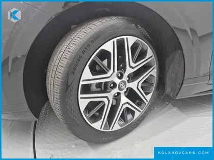 HYUNDAI GRANDEUR EXCLUSIVE