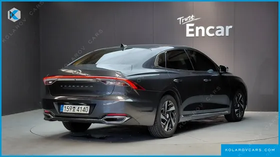 HYUNDAI GRANDEUR PREMIUM
