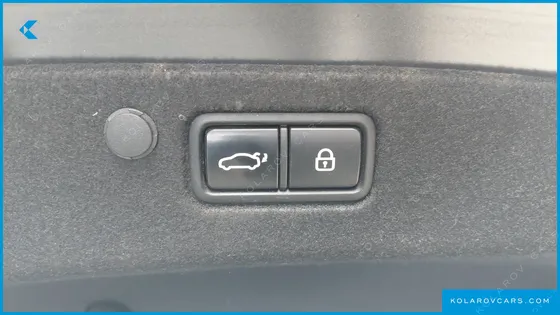 HYUNDAI GRANDEUR PREMIUM