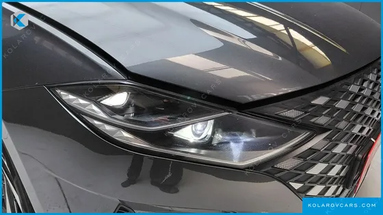 HYUNDAI GRANDEUR PREMIUM