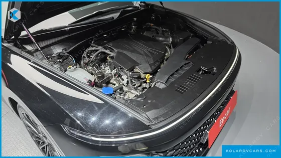 HYUNDAI GRANDEUR 3,5 GASOLINE 4WD